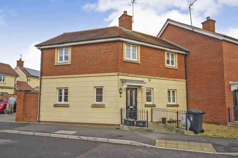 3 bedroom semi-detached house to rent, Wade Road, Redhouse, Swindon