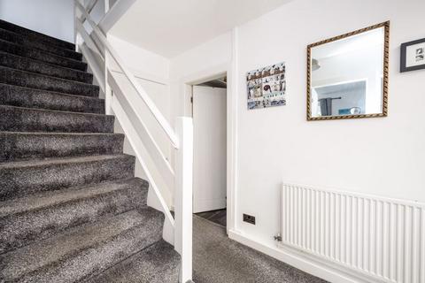 25 Brookside Road, Standish, Wigan, WN1 2TZ