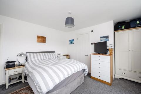25 Brookside Road, Standish, Wigan, WN1 2TZ