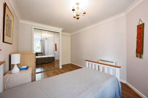 1 bedroom flat for sale, 405-411 Reading Road, Wokingham RG41