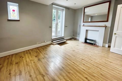 205 Albert Road, Poole, BH12 2EZ