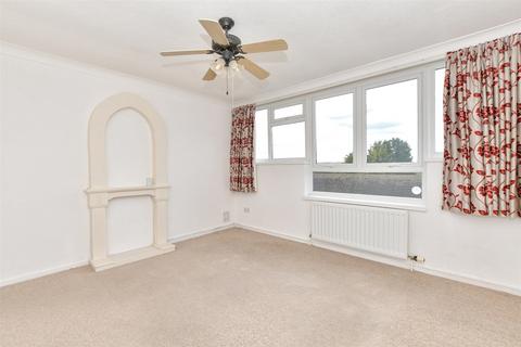 1 bedroom flat for sale, Victoria Drive, Southdowns South Darenth, Dartford, Kent