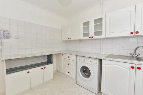 1 bedroom flat for sale, Victoria Drive, Southdowns South Darenth, Dartford, Kent