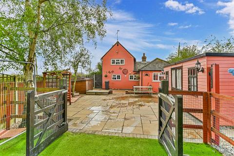 2 bedroom detached house for sale, Faversham Road, Wichling, Sittingbourne, Kent