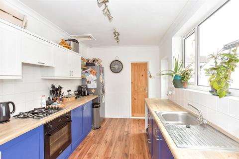 2 bedroom terraced house for sale, Manor Park Avenue, Portsmouth, Hampshire