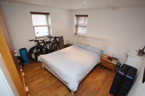 1 bedroom bungalow to rent, Camellia Lane, Surbiton KT5