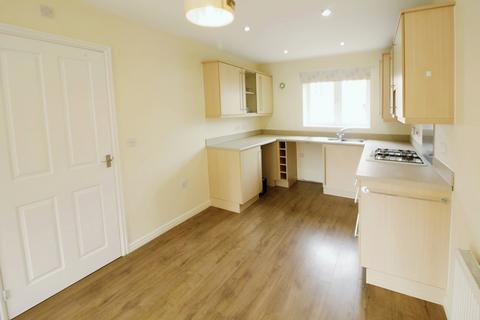 3 bedroom house to rent, Jackswood Avenue, Ellesmere Port, Cheshire, CH65