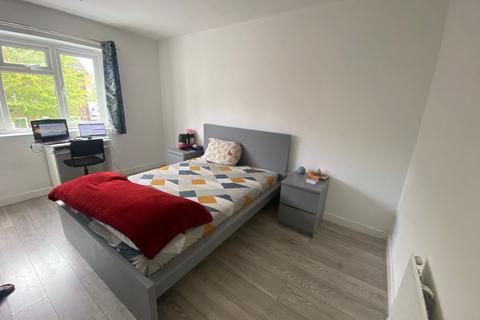 House share to rent, London E15