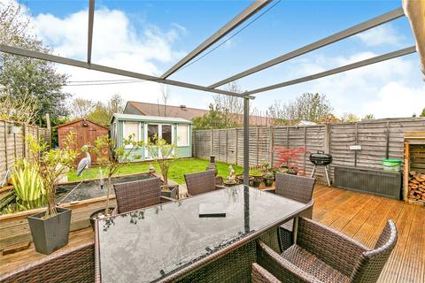 63 Greenfields Road, Reading, RG2 8SG