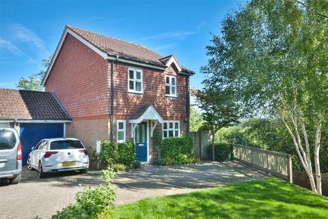 2 bedroom link detached house for sale, Swan View, Pulborough, West Sussex, RH20