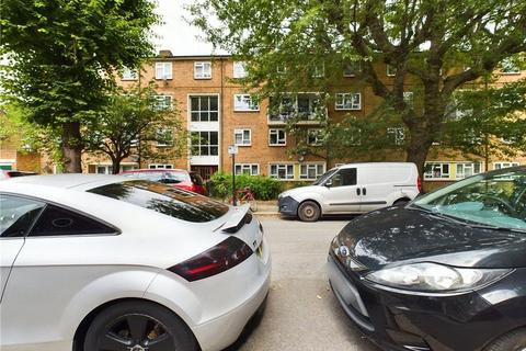 3 bedroom apartment for sale, Fletcher Road, London