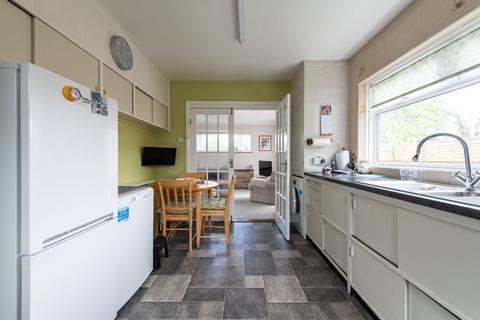 61 Cerne Road, Gravesend, DA12 4BN