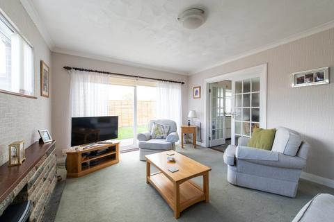 61 Cerne Road, Gravesend, DA12 4BN