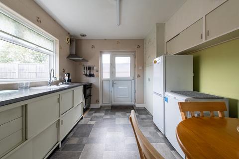 61 Cerne Road, Gravesend, DA12 4BN