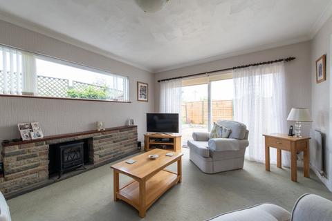 61 Cerne Road, Gravesend, DA12 4BN
