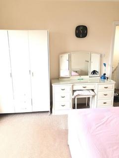 1 bedroom in a house share to rent, En-suite