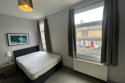 undefined, HMO Room 5, Broxholme Lane