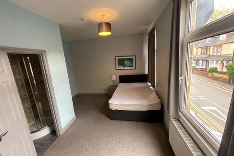 undefined, HMO Room 5, Broxholme Lane