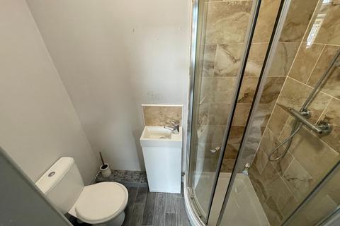 undefined, HMO Room 5, Broxholme Lane