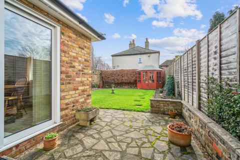 1 Barnes Way, Iver, SL0 9LZ