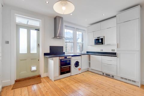 3 bedroom flat to rent, 3 bedroom Mansion apartment, Streatham High Road, London, SW16
