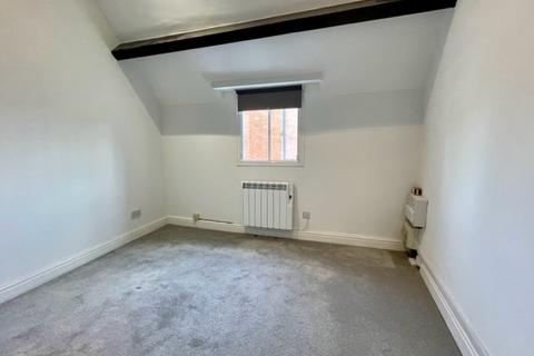 1 bedroom apartment to rent, Lechlade Road, Faringdon, SN7