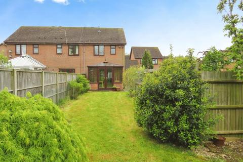2 bedroom end of terrace house for sale, Impson Way, Thetford IP26