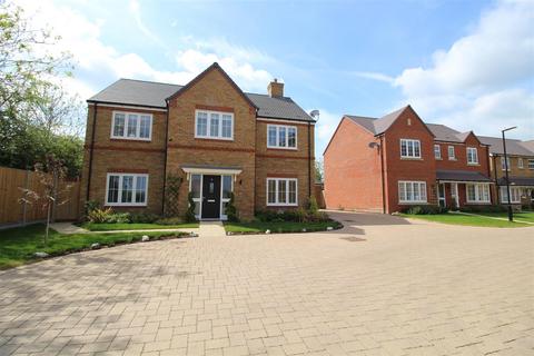 5 bedroom house to rent, Strawplaiters Green, Nr Hitchin SG5