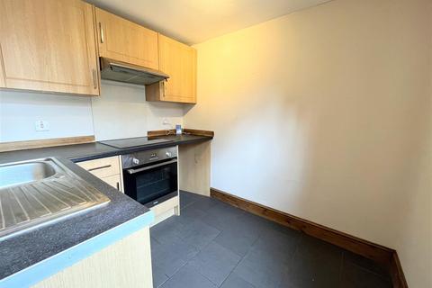 2 bedroom maisonette to rent, Tower Road West, St. Leonards-On-Sea TN38