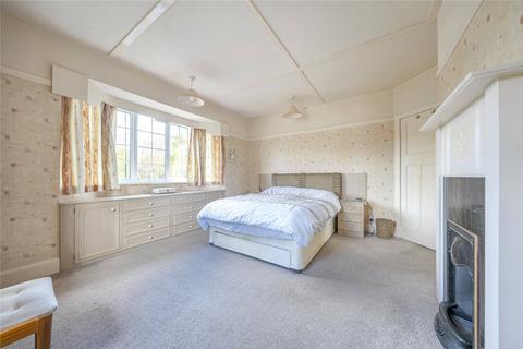 4 bedroom semi-detached house for sale, Oakwood Lane, Leeds, West Yorkshire