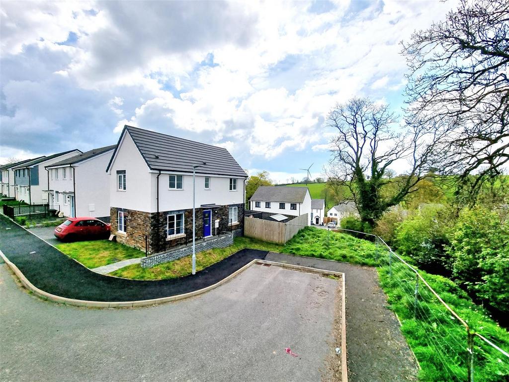 Barley Rise, Launceston 3 bed house for sale £265,000