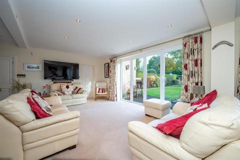 The Lodge Langley Road, Claverdon, Warwick, CV35 8QA