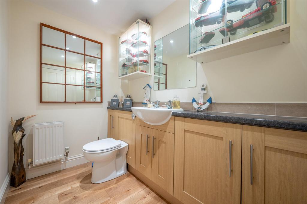 Guest Cloakroom