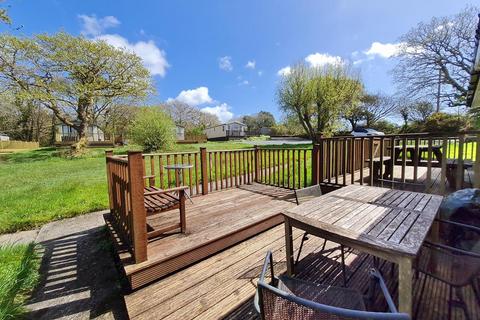 2 bedroom chalet for sale, Franchis Holiday Park, Cury Cross Lanes TR12