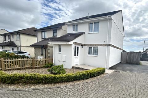 3 bedroom detached house for sale, Tredinnick Wood Close, Helston TR13