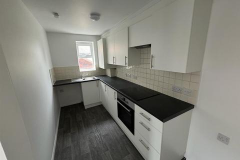 2 bedroom flat to rent, Pickering Lodge Coleshill Road, Nuneaton, CV10 0QE