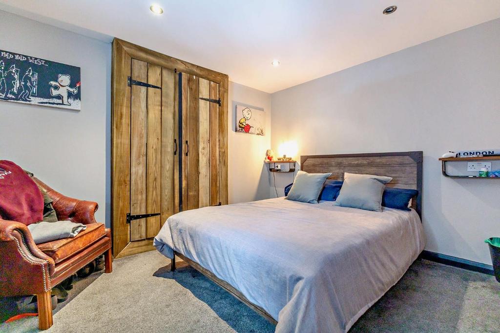 8594436-interior23-800.jpg