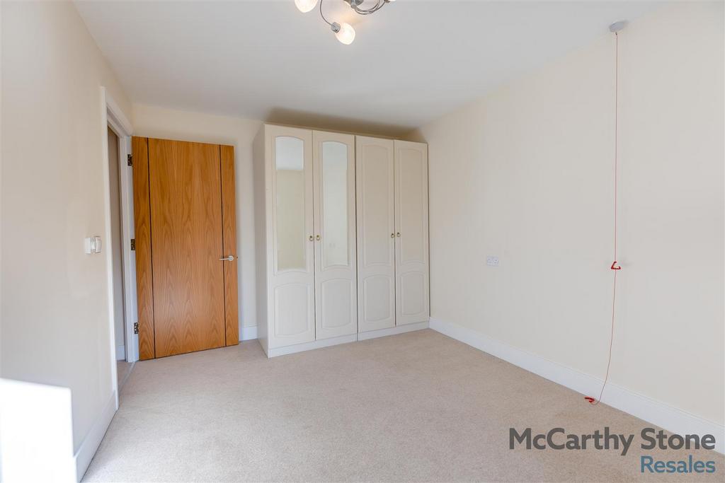 8668330-interior15.jpg