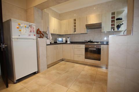 Enfield - 3 bedroom terraced house to rent