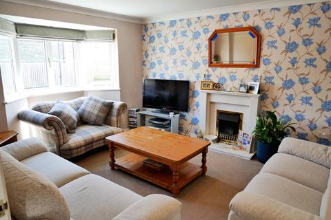 14 Amberley Close, Calne, SN11 9UP