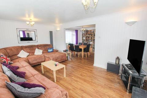 4 bedroom detached house for sale, Canterbury Road East, Ramsgate