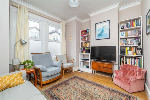 39 Vicarage Road, Sutton, SM1 1QN