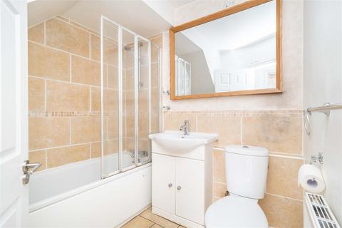 39 Vicarage Road, Sutton, SM1 1QN