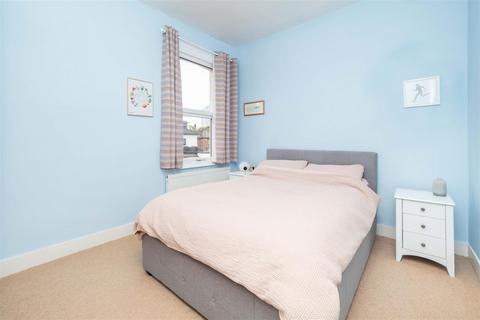 39 Vicarage Road, Sutton, SM1 1QN