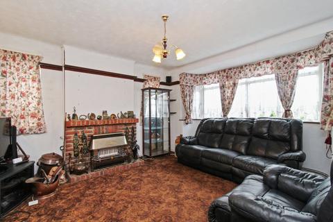 2 bedroom detached bungalow for sale, Carlton Hill, Herne Bay, CT6