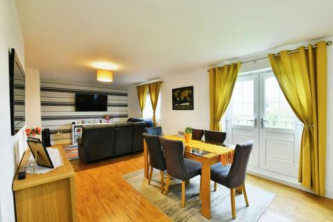 22, Russet House Birch Close, Huntington, York, YO31 9PN
