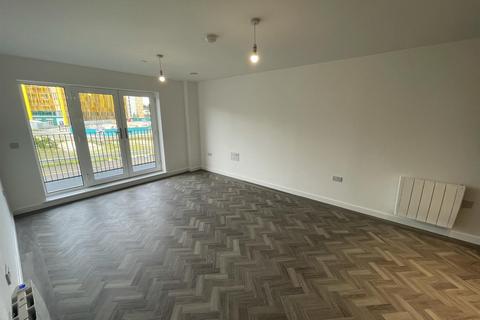 1 bedroom apartment to rent, COLNEBANK DRIVE, WATFORD