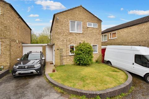 Corby - 3 bedroom link detached house for sale