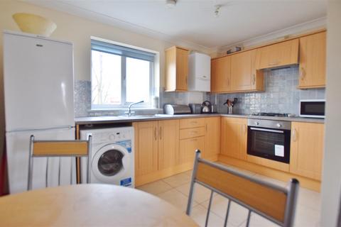 2 bedroom apartment to rent, Flat 2 Hall Park Close Haverfordwest Pembrokeshire