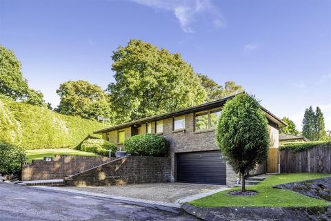 4 bedroom detached bungalow for sale, Silver Close, Kingswood, Tadworth